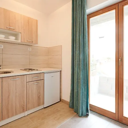 Antonia - 270m To Sea Apartamento *