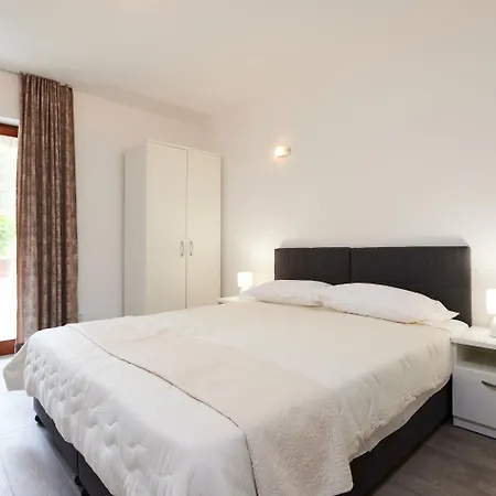 Apartamento Antonia - 270m To Sea Trogir
