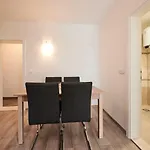 Antonia * Traù